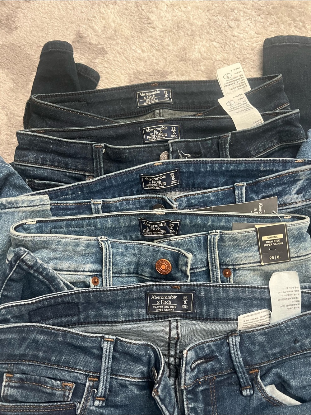 10 pairs of size 25 jeans Levi’s/abercrombie - Picture 4 of 6